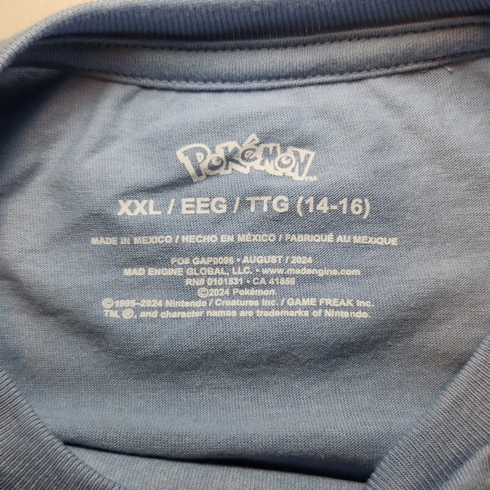 GAP Blue Charizard Short Sleeve Tee‎